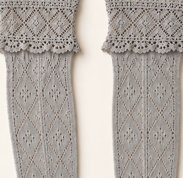 Edith Diamond Knee-Highs lace and cuff detail